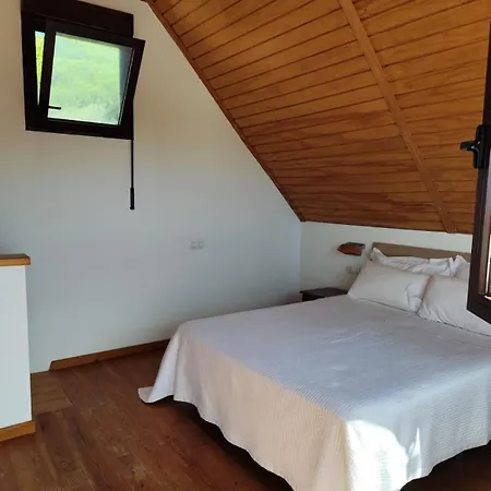 Casas La Pequena Lulu *