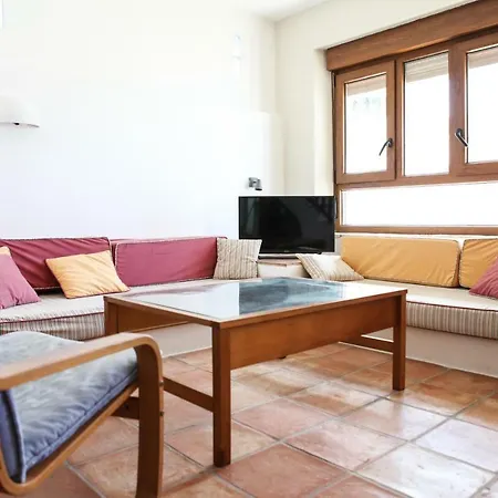 Casas La Pequena Lulu *